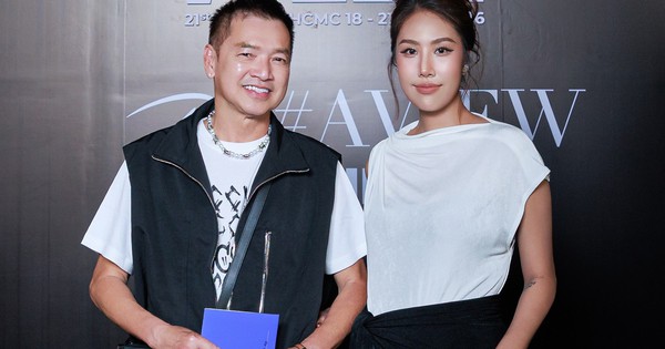 Quang Minh cùng vợ kém tuổi đi sự kiện, tiết lộ cuộc sống hôn nhân: góc nhìn mới cho người chơi Việt - hình ảnh - 78winapp.vip