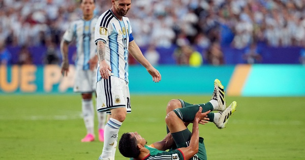 Liên đoàn Bóng đá Algeria khiếu nại FIFA, cho rằng Messi được thiên vị sau trận thua Argentina - hình ảnh - 78winapp.vip