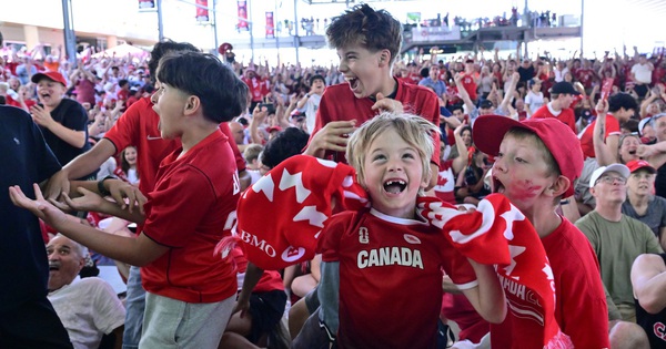 CĐV Canada Mở Hội Sau Chiến Thắng Lịch Sử Tại World Cup 2026 - hình ảnh - 78winapp.vip