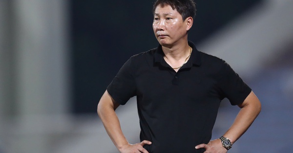 HLV Kim Sang-sik đối mặt thử thách lớn tại Asian Cup 2027 sau thành công AFF Cup - hình ảnh - 78winapp.vip