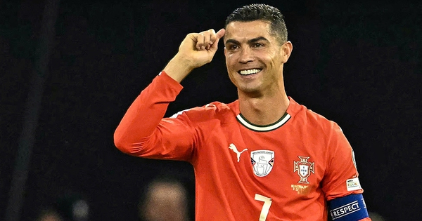 Bồ Đào Nha mạnh hơn nếu Ronaldo chấp nhận lùi lại - hình ảnh - 78winapp.vip