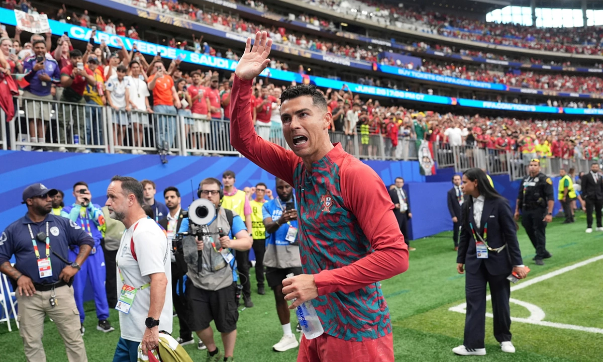 Ronaldo Mong Đối Đầu Messi Ở Chung Kết World Cup 2026 - hình ảnh - 78winapp.vip