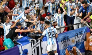 Báo Anh đặt dấu hỏi về việc tiền đạo Argentina thoát thẻ đỏ: góc nhìn mới cho người chơi Việt